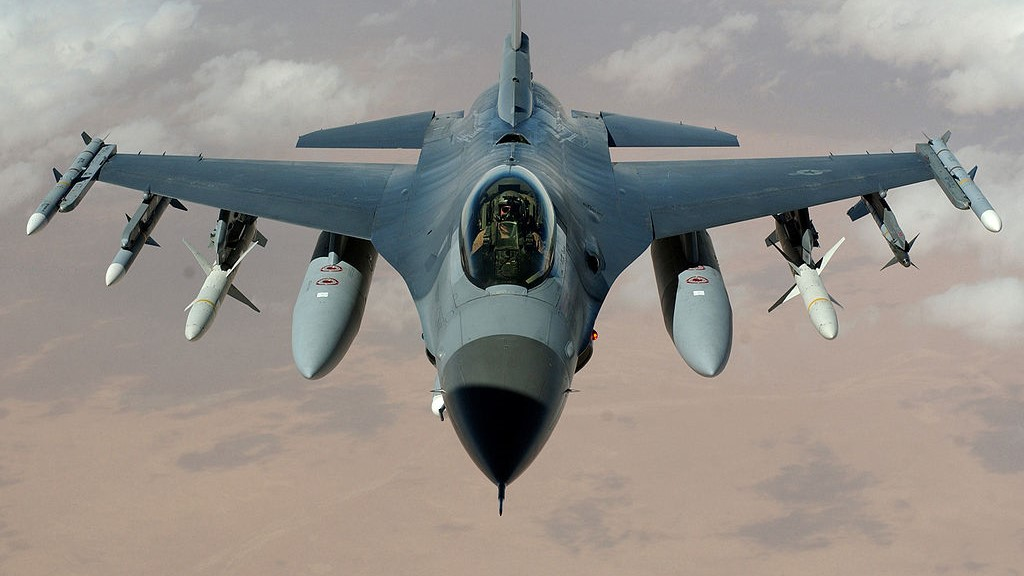 ئەمریکا 50 فڕۆکەی F-16 بە ئیسرائیل دەدات