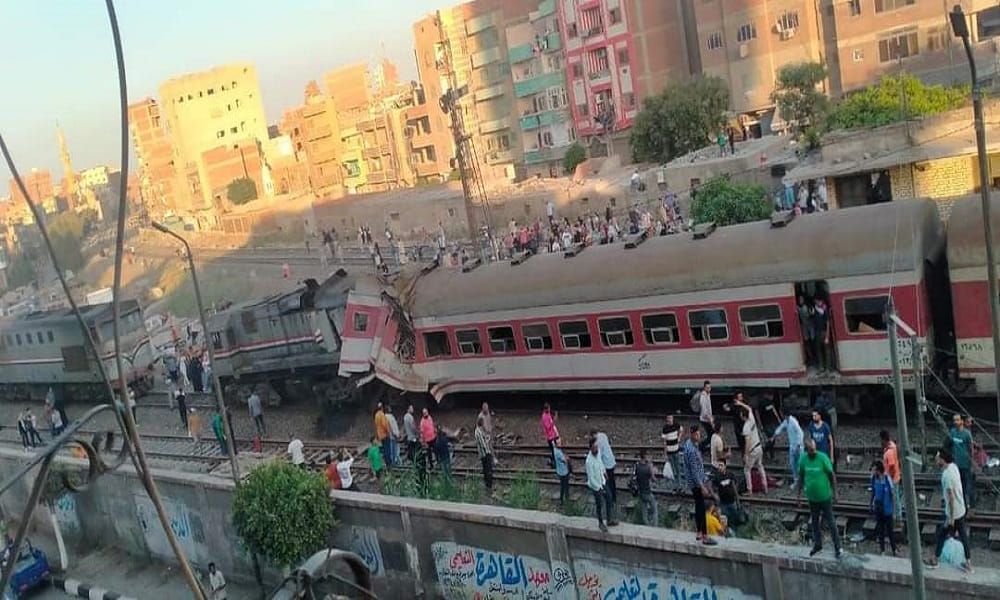 پێکدادانی دوو شەمەندەفەر لە میسر قوربانی لێکەوتەوە