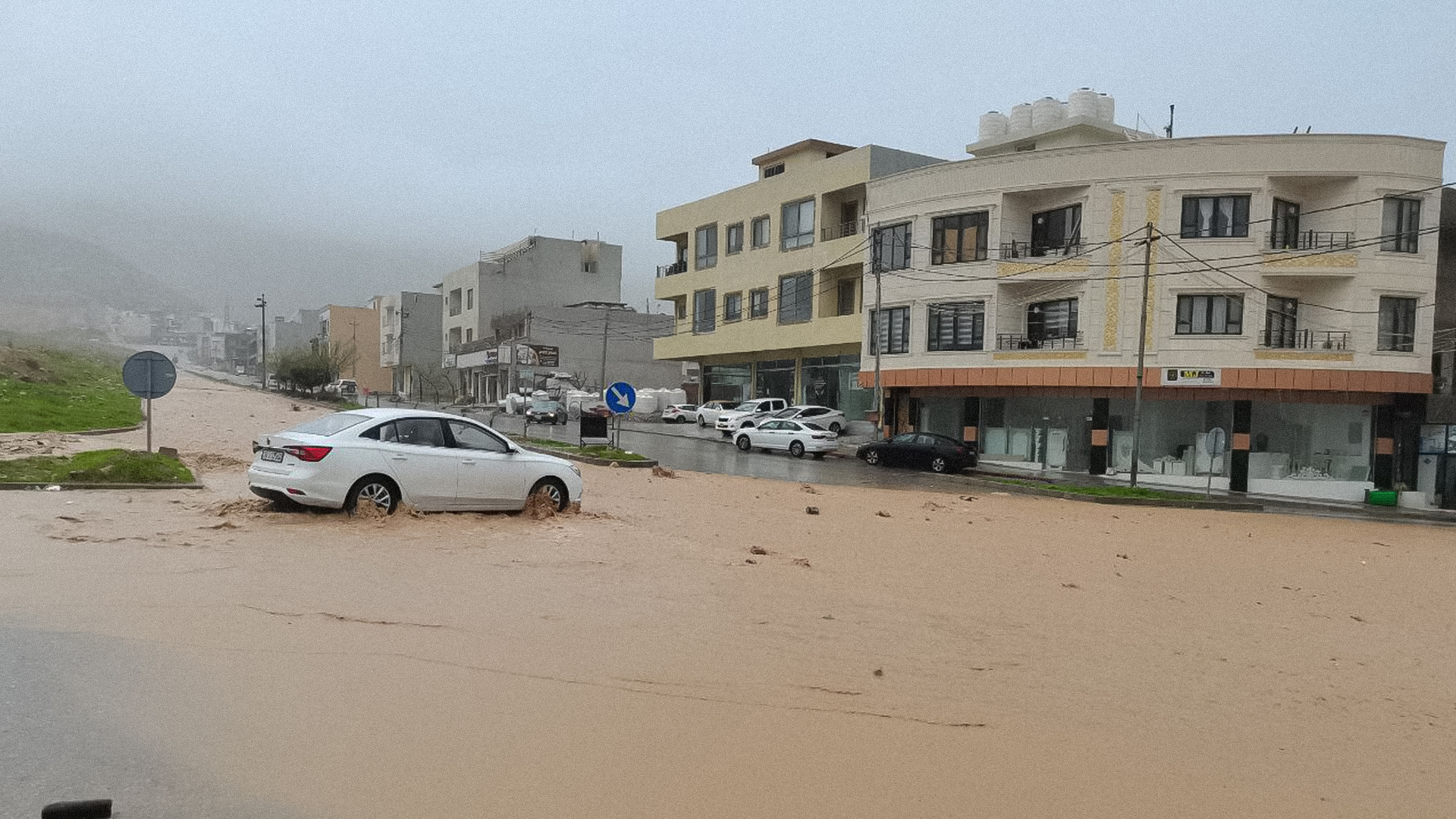 بەهۆی بارانبارینی زۆر دوو کەس لە دهۆک گیانیان لە دەست دا