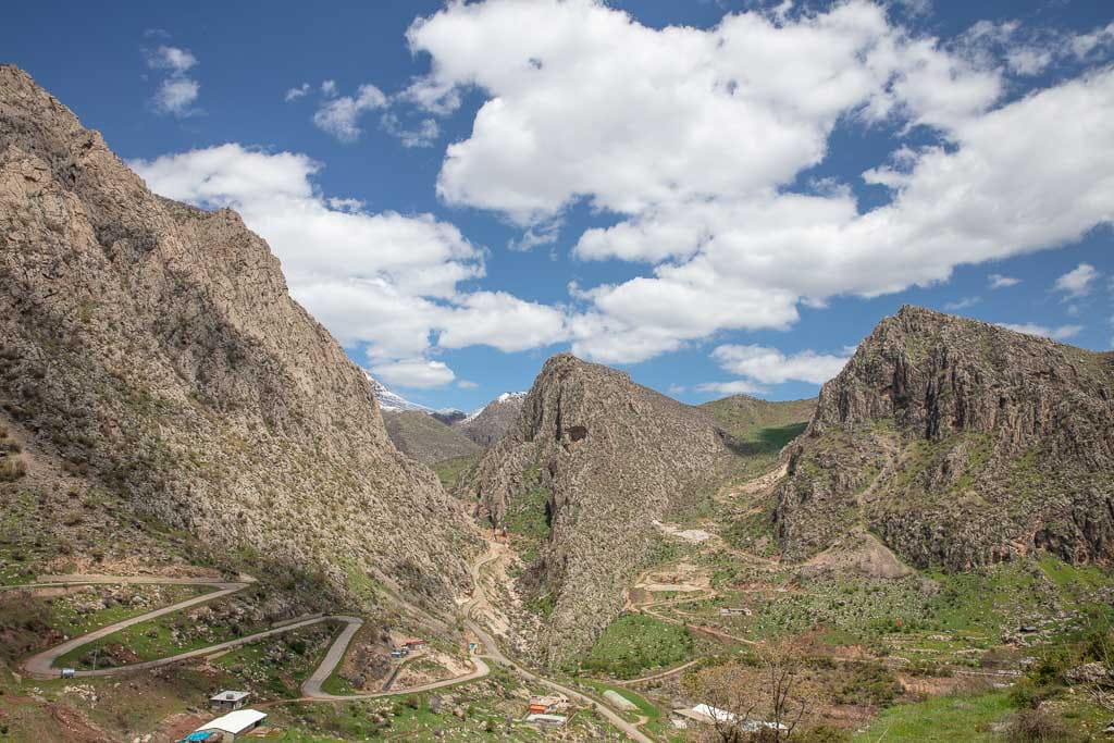 سەربازێکی تورکیا و چوار گەریلای پەکەکە لە هەرێمی کوردستان دەکوژرێن